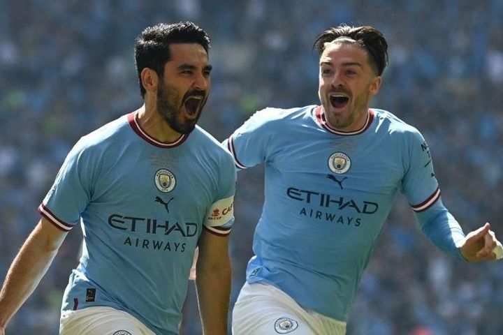 Gundogan lập cú đúp, Man City hạ MU 2-1