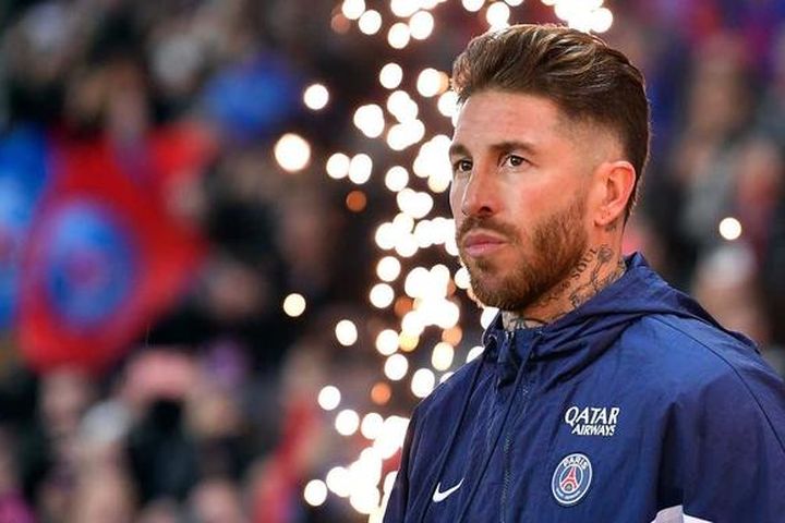 Sau Messi, Ramos nối bước chia tay PSG