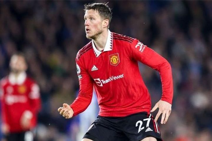 Weghorst buông lời cảnh báo cho Man City
