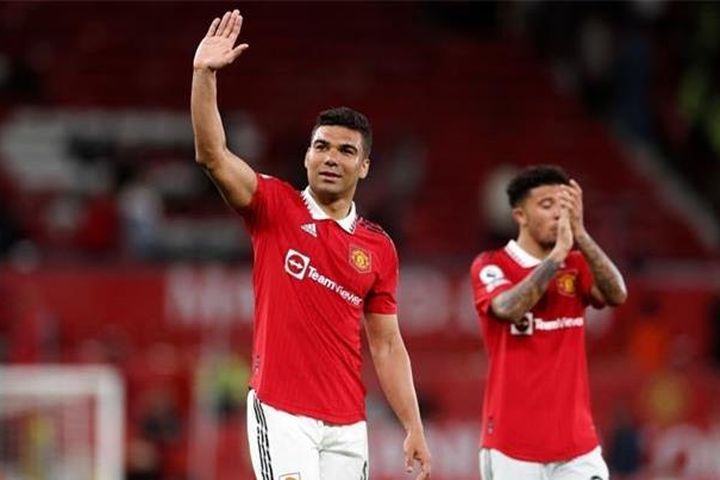 Casemiro trẻ hóa khi thi đấu cho Man United