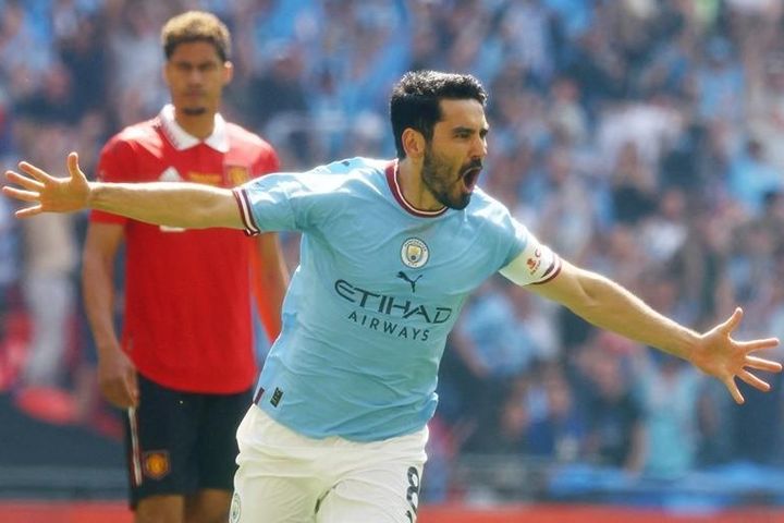Guardiola hy vọng người hùng Gundogan sẽ ở lại