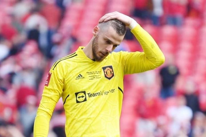 Ten Hag một lần nữa bảo vệ thủ môn De Gea