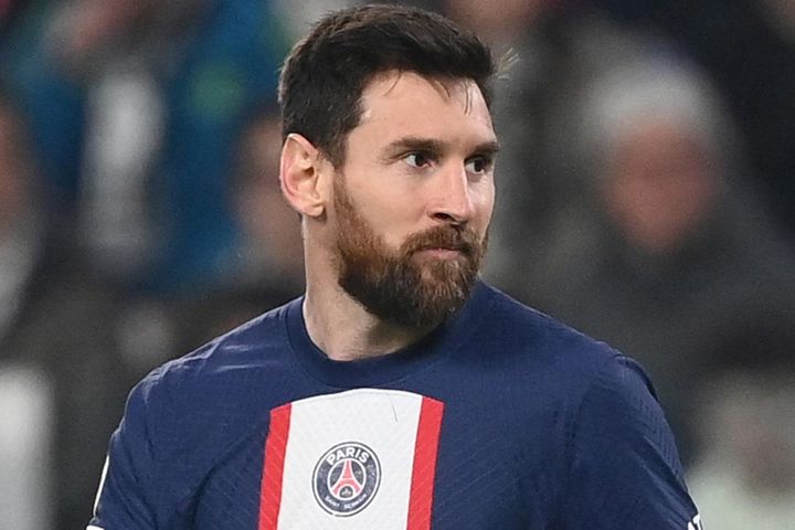Báo Tây Ban Nha hé lộ thời điểm Messi ra mắt đội bóng châu Á