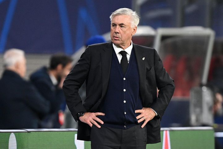 Real Madrid: 'Chậm chân là… chết'