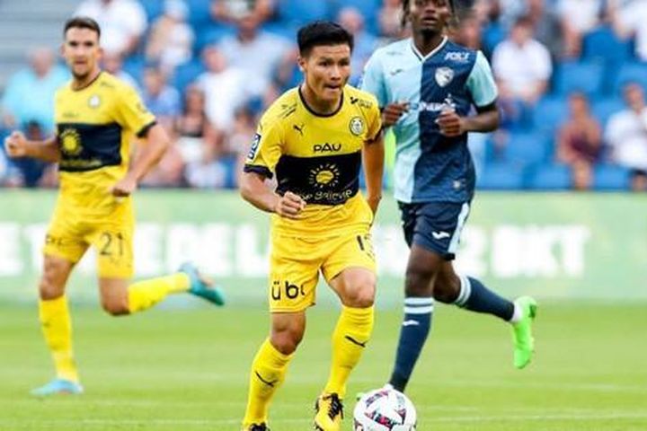 Báo Pháp gọi Quang Hải là 'ngôi sao châu Á', thừa nhận những đóng góp của cầu thủ 26 tuổi cho Pau FC