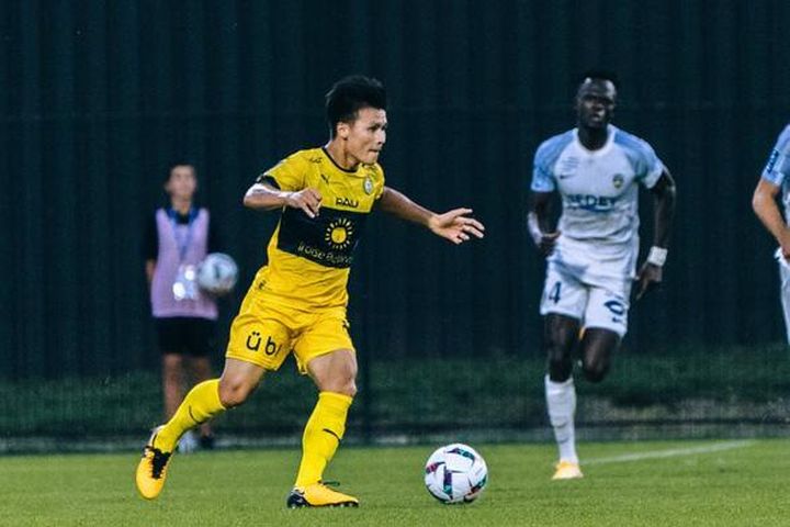 Quang Hải chính thức chia tay Pau FC