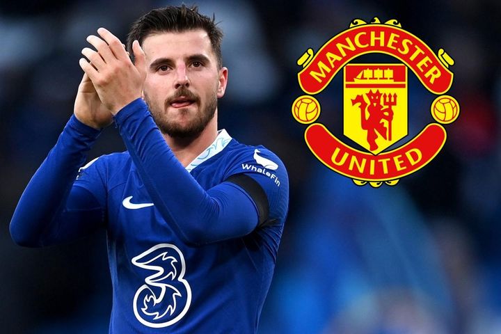 Manchester United chuẩn bị có hợp đồng đầu tiên