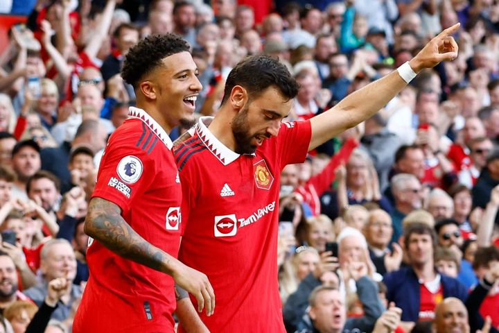 Man Utd đang đứng yên hay tiến lên?