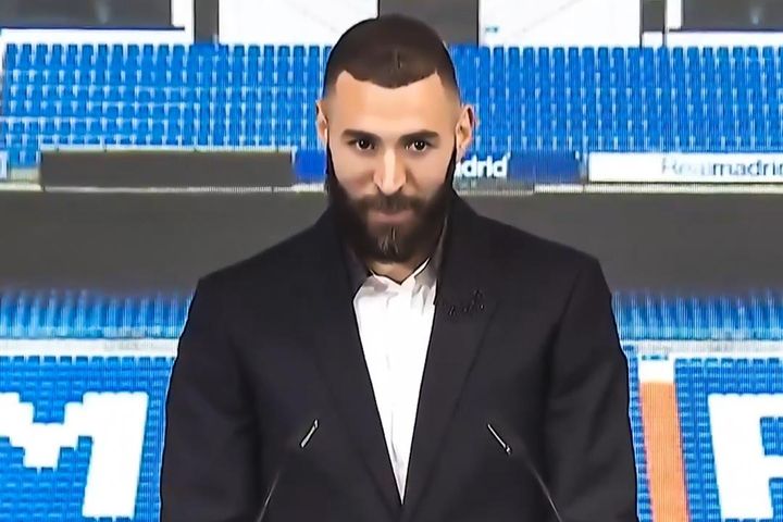 Karim Benzema được vinh danh trong buổi lễ chia tay Real Madrid