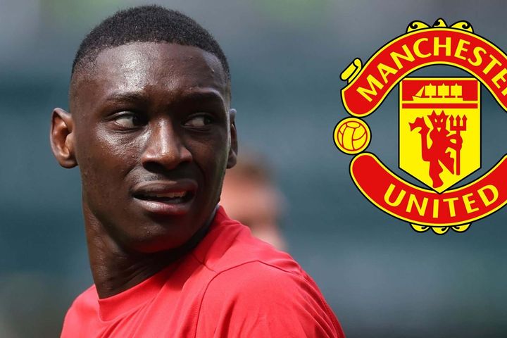 MU chốt ký Kolo Muani, Chelsea mua Vlahovic