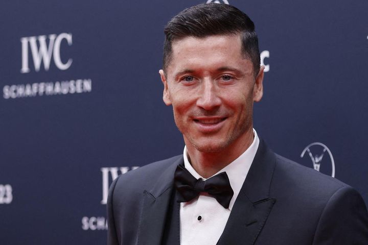 Saudi Arabia nổ 'bom tấn' Lewandowski