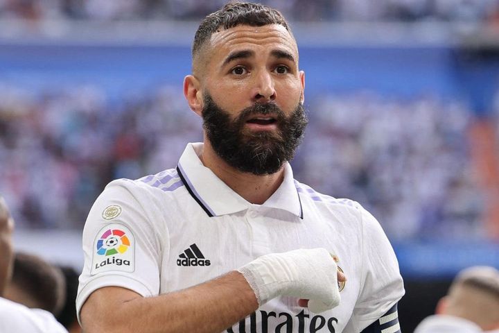 Benzema ký hợp đồng mới, lương cao nhất thế giới