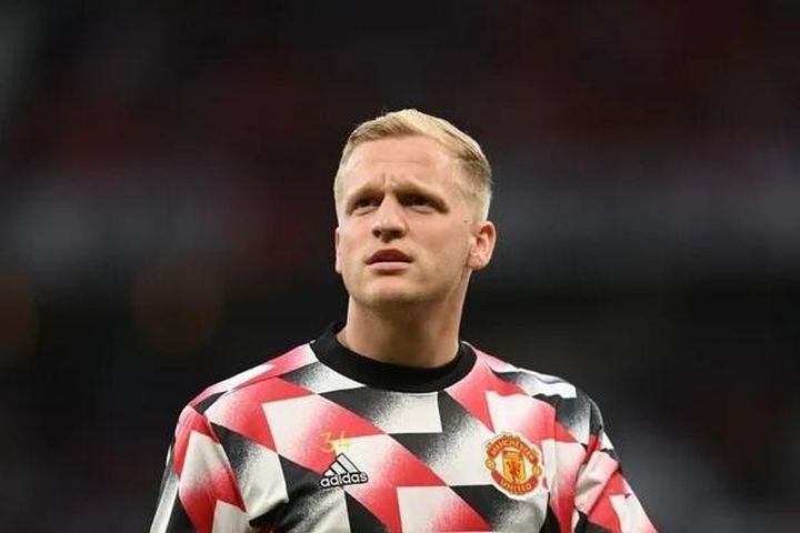 Van de Beek cân nhắc chia tay MU