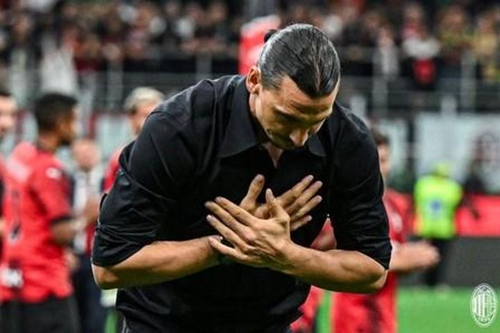 Zlatan Ibrahimovic giải nghệ ở tuổi 41