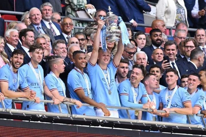 Loạt thống kê 'vô tiền khoáng hậu' của thầy trò Pep Guardiola