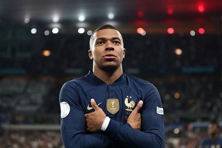 Mbappe từ chối gia hạn hợp đồng với PSG, sẵn sàng ra đi ở Hè 2024