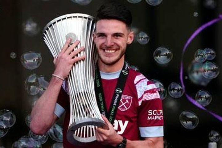 Arsenal chi số tiền kỷ lục lên tới 100 triệu bảng để sở hữu Declan Rice