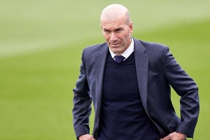 Zinedine Zidane tiếp tục từ chối 'ghế nóng' tại PSG