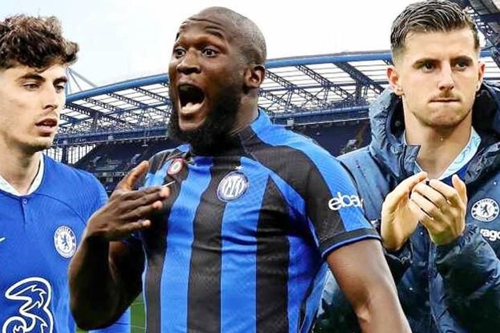Chelsea loại bỏ 12 ngôi sao, bất ngờ giữ lại Lukaku
