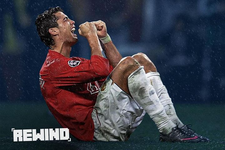 Ronaldo từng yếu đuối thế nào trên chấm 11 m