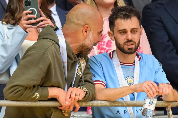 PSG đề nghị hấp dẫn đổi Bernardo Silva, Pep Guardiola dứt khoát không