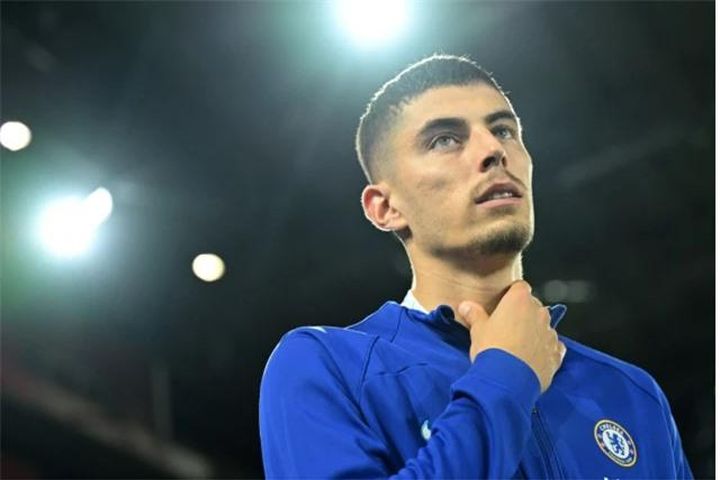 Arsenal quan tâm tới ngôi sao của Chelsea