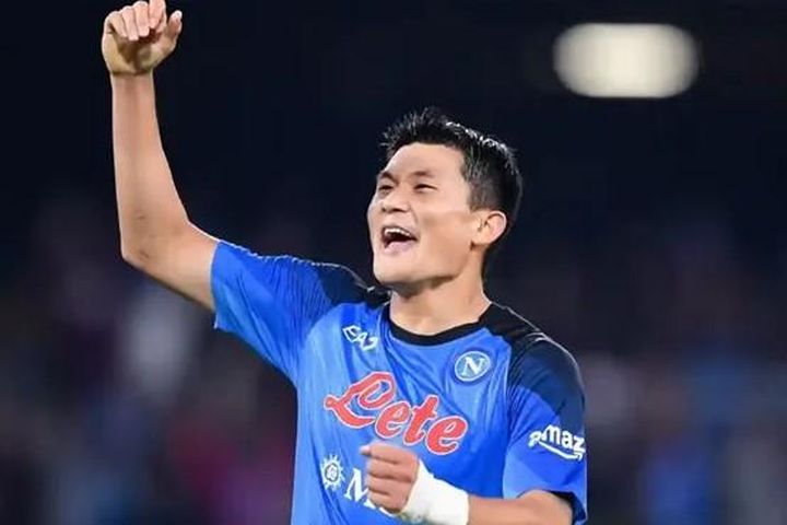 Fabrizio Romano cập nhật vụ Kim Min-jae tới MU