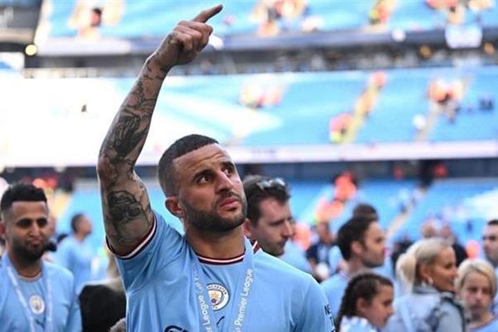 Nghi vấn Kyle Walker bất mãn với HLV Pep Guardiola
