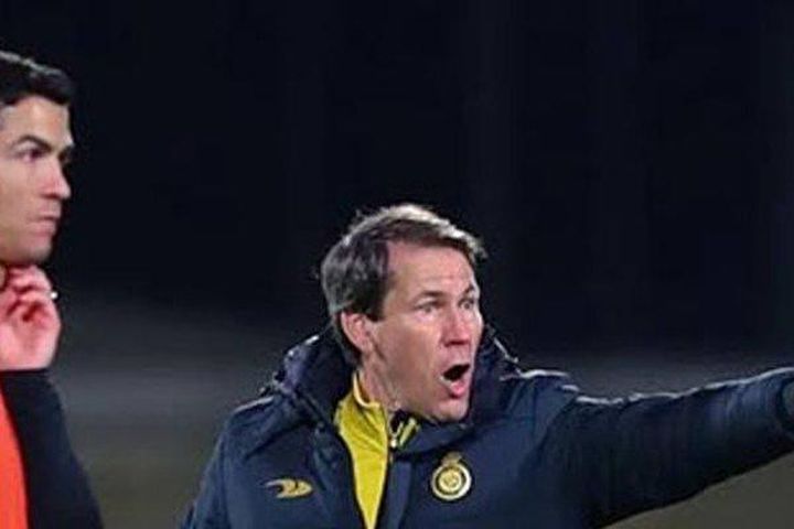 Napoli chọn thầy cũ của Ronaldo làm HLV mới