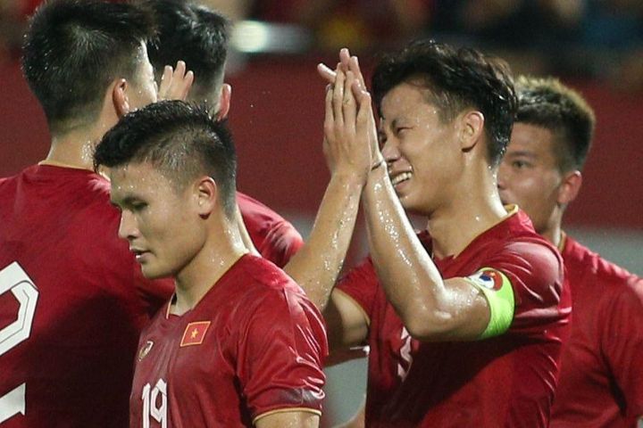 Tuyển Việt Nam nhận tin vui trước trận gặp Syria; Lukaku nổi giận với Chelsea