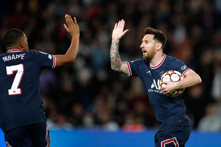 Mbappe nên rời PSG để giành Quả bóng vàng