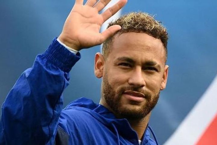 Cựu trợ lý Sir Alex mừng vì Neymar không đến Manchester United