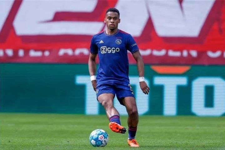 Arsenal chốt 2 mục tiêu nâng cấp hàng thủ