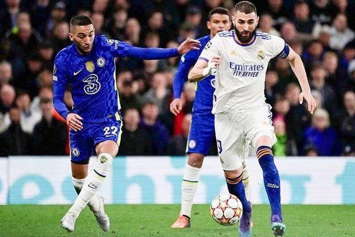 Sốc: 4 cầu thủ Chelsea theo chân Ronaldo