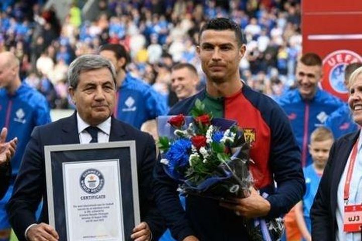 Ronaldo lập kỷ lục Guinness