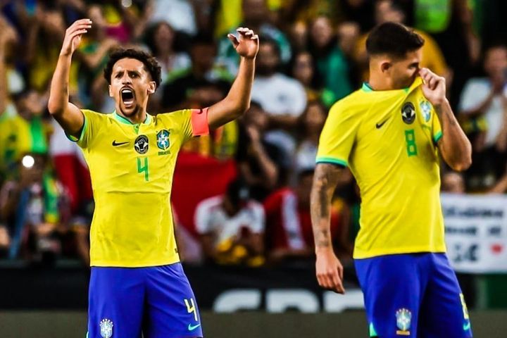 Highlights Brazil 2-4 Senegal