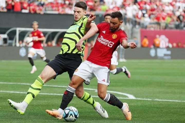 Đánh bại Arsenal, Quỷ đỏ thắng trận thứ ba liên tiếp