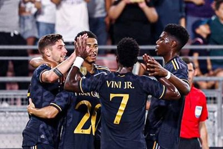 Vinicius ghi bàn quyết định giúp Real thắng ngược AC Milan