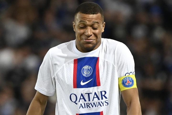 PSG chấp nhận bán Mbappe cho đội bóng Ả Rập