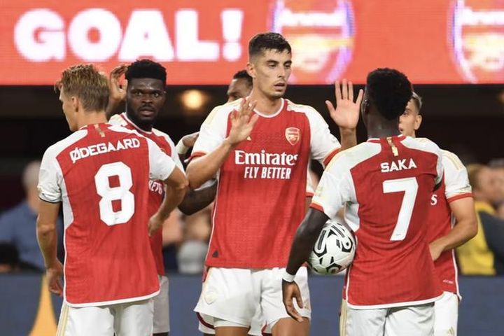 Ngược dòng ngoạn mục, Arsenal quật ngã Barcelona trong trận cầu 8 bàn