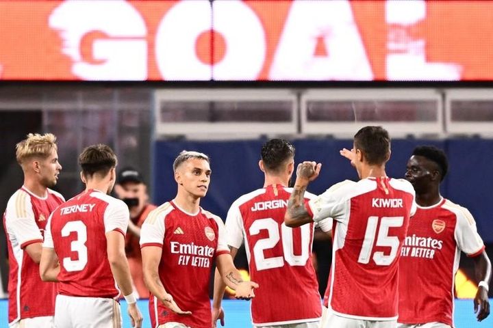 Arsenal rời Mỹ bằng chiến thắng ấn tượng 5-3 trước Barcelona