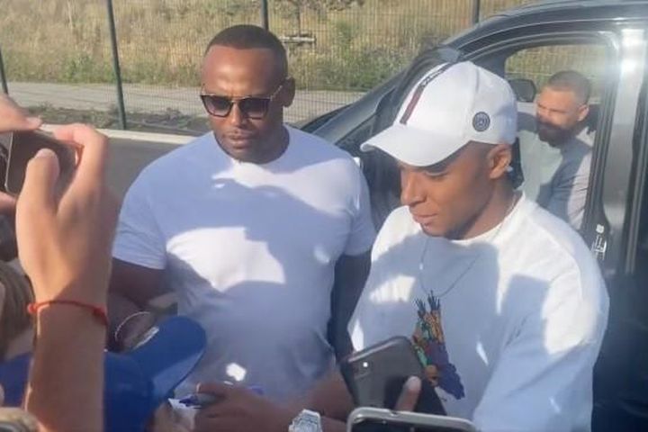 Truyền thông: Kylian Mbappe bắt đầu đàm phán CLB Al-Hilal?