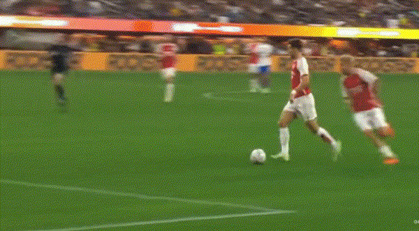 Arsenal đè bẹp Barca bằng cơn mưa gôn tại Mỹ