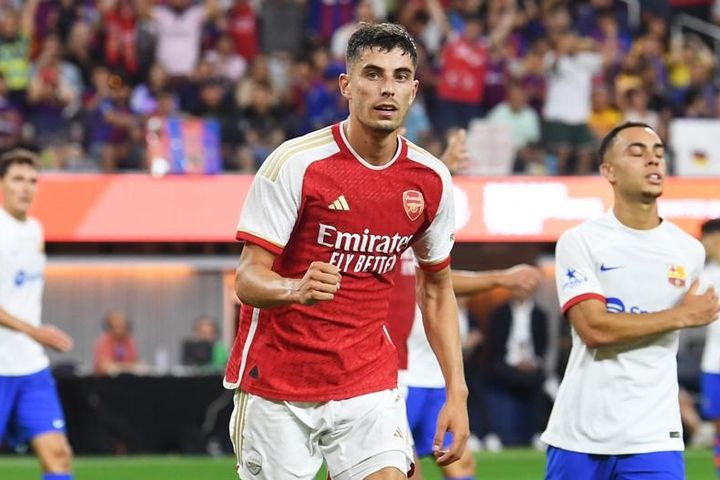 Arsenal đại thắng Barcelona 5-3