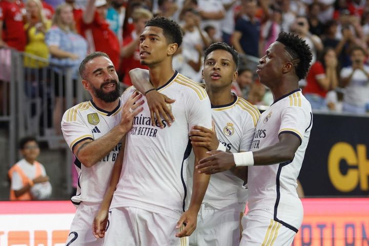 Onana chịu thua 2 siêu phẩm, Man Utd bại trận trước Real Madrid