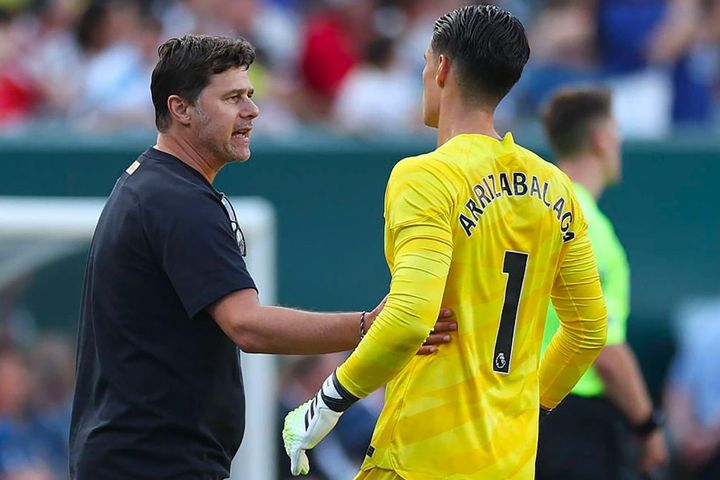 HLV Pochettino khen Kepa