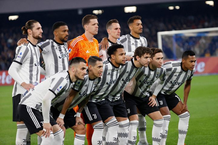 Juventus bị cấm thi đấu ở Cúp châu Âu