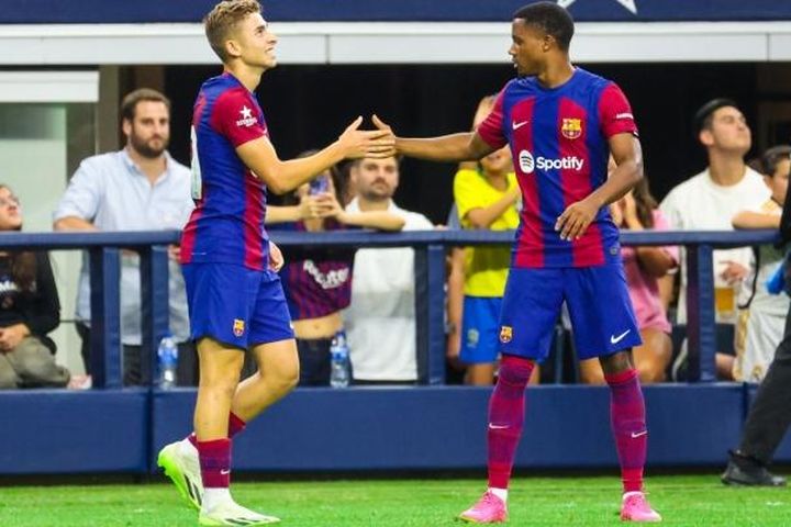 Real Madrid thua đậm 0-3 trước Barca trong trận siêu kinh điển ở Mỹ