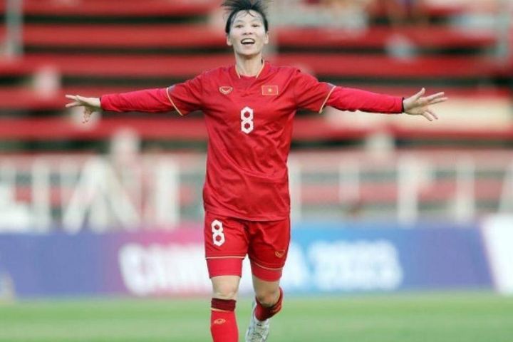 Đội bóng Huỳnh Như đang khoác áo bất ngờ nhắm sao tuyển nữ Việt Nam