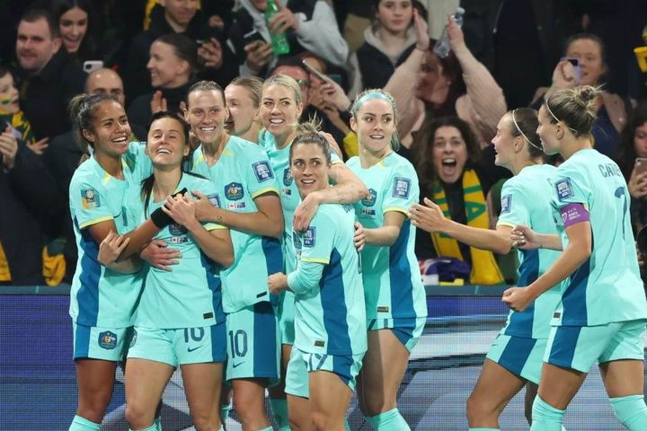 Chủ nhà Úc loại nhà vô địch Olympic khỏi World Cup